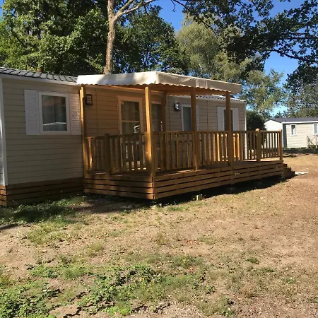 Campsite Mobil Xxl2 4 Chambres - Camping Chateau La Foret
